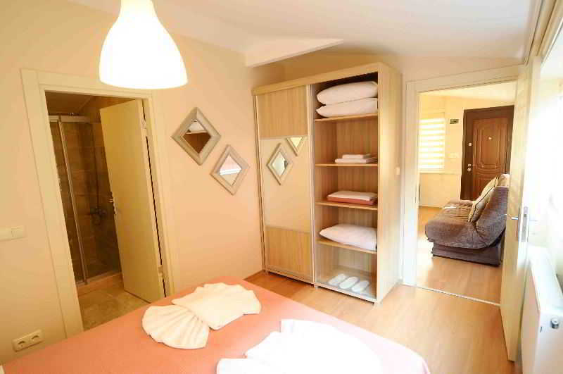 Atrium Suites Istanbul Exterior photo
