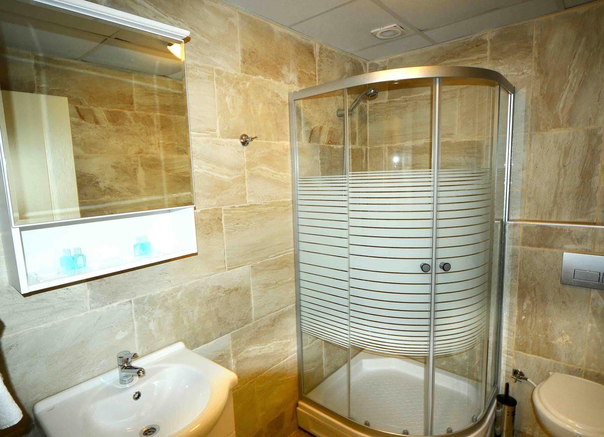 Atrium Suites Istanbul Exterior photo